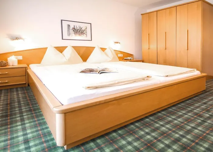 Holzmannhof Aparthotel 3*